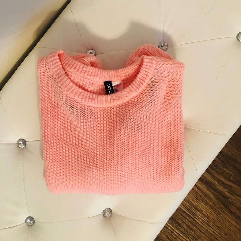 Pink sweater brand new